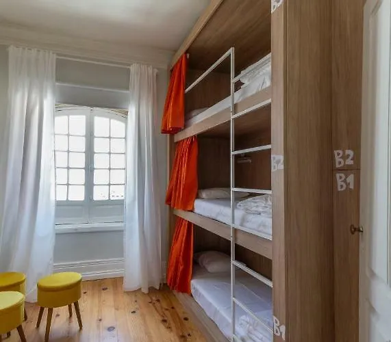 אכסניה Vishostel *